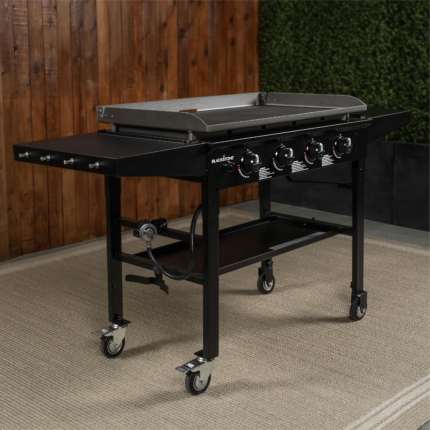 Blackstone 4 Burner Liquid Propane Outdoor Griddle Black - Image 2